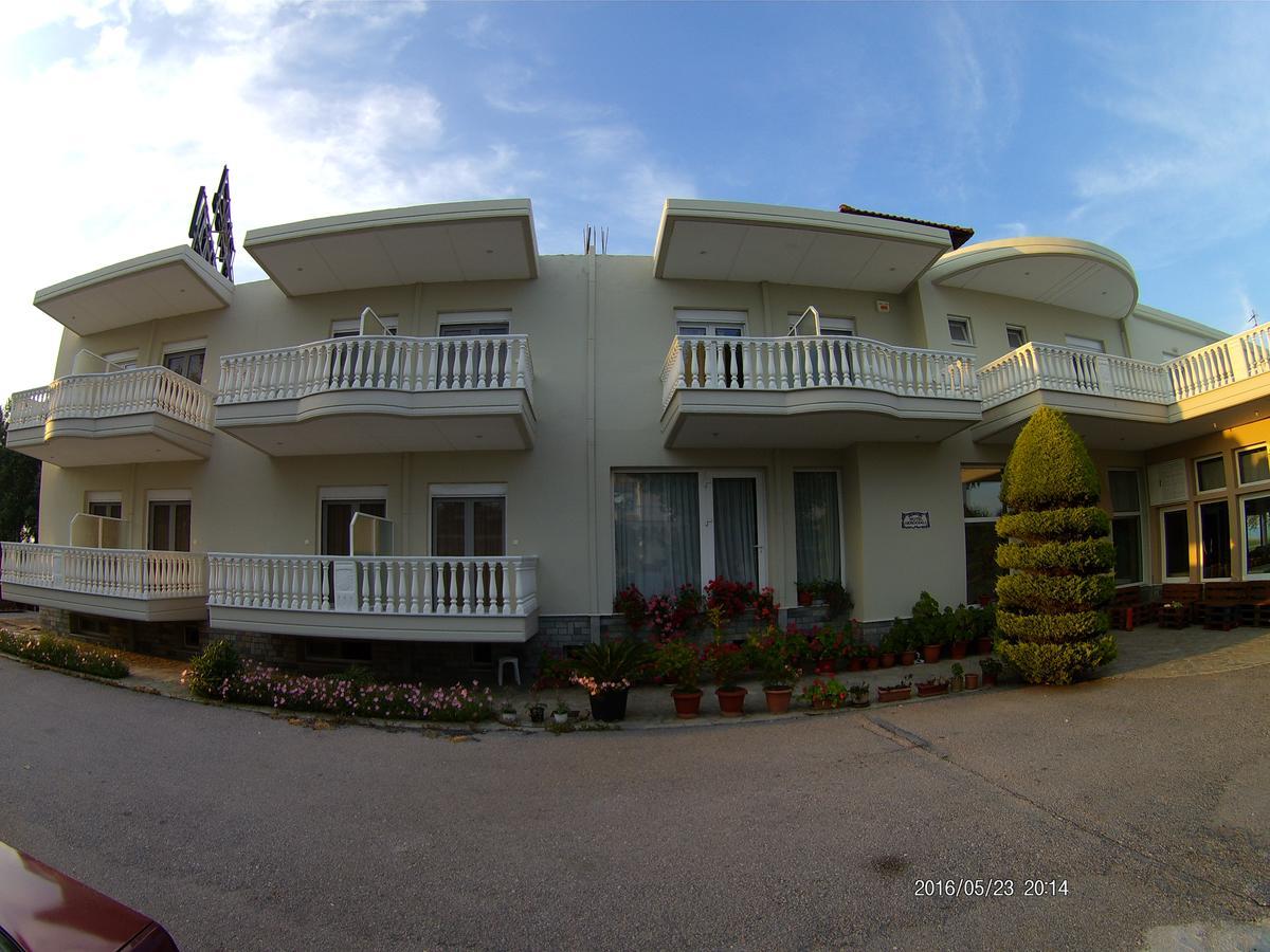 Hotel Akrogiali Korinos Exterior photo